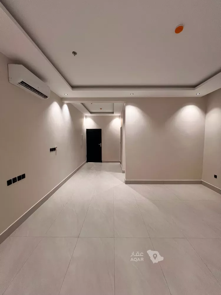 عمارة للبيع في شارع العطايا, حي الجنادرية, مدينة الرياض, منطقة الرياض 9