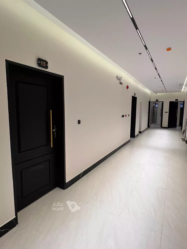 عمارة للبيع في شارع العطايا, حي الجنادرية, مدينة الرياض, منطقة الرياض 7
