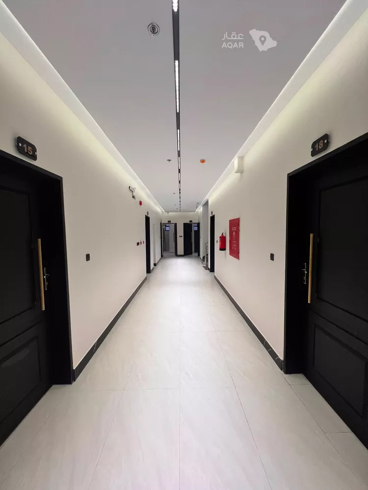 عمارة للبيع في شارع العطايا, حي الجنادرية, مدينة الرياض, منطقة الرياض 11