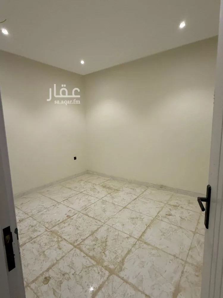 عمارة للإيجار في شارع عمرو بن أبي وقاص, حي الرمال, مدينة الرياض, منطقة الرياض صورة 2