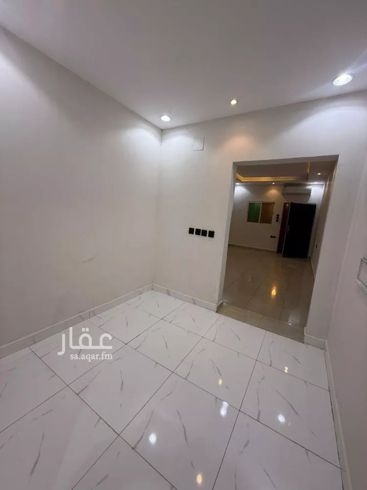 شقة للإيجار في شارع سليمان بن الأشعث, حي غرناطة, مدينة الرياض, منطقة الرياض صورة 4