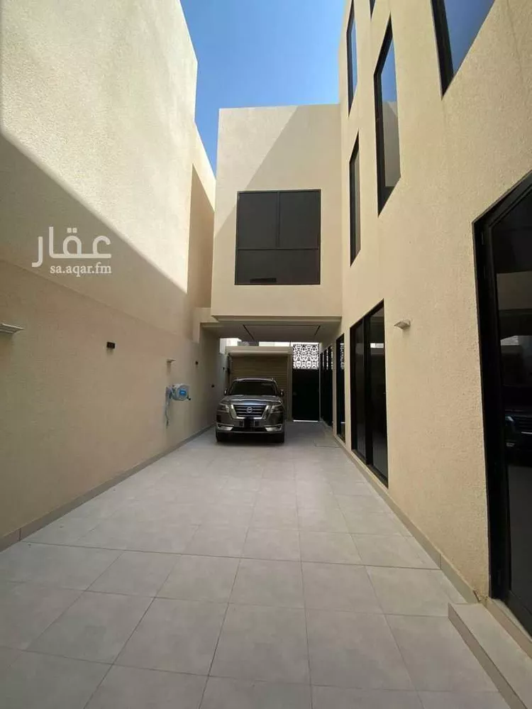 Villa for Sale in Riyadh Al Mahdiyah