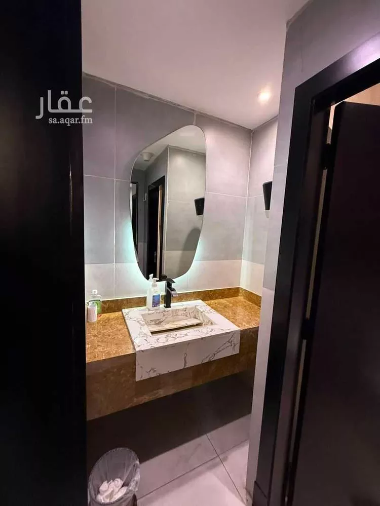 مكتب تجاري للإيجار في شارع الملك فهد الفرعي, حي العليا, مدينة الرياض, منطقة الرياض صورة 3