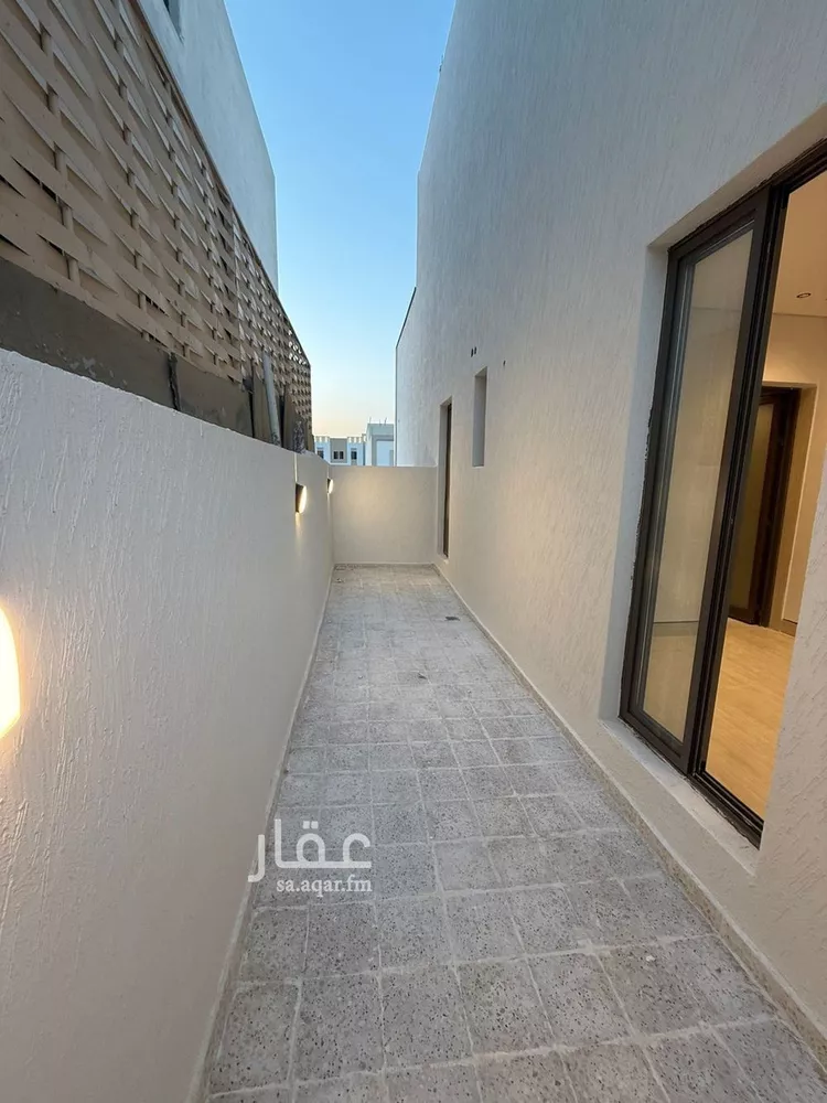 فيلا للبيع في شارع محمد بن هبة الله, حي المهدية, مدينة الرياض, منطقة الرياض 21