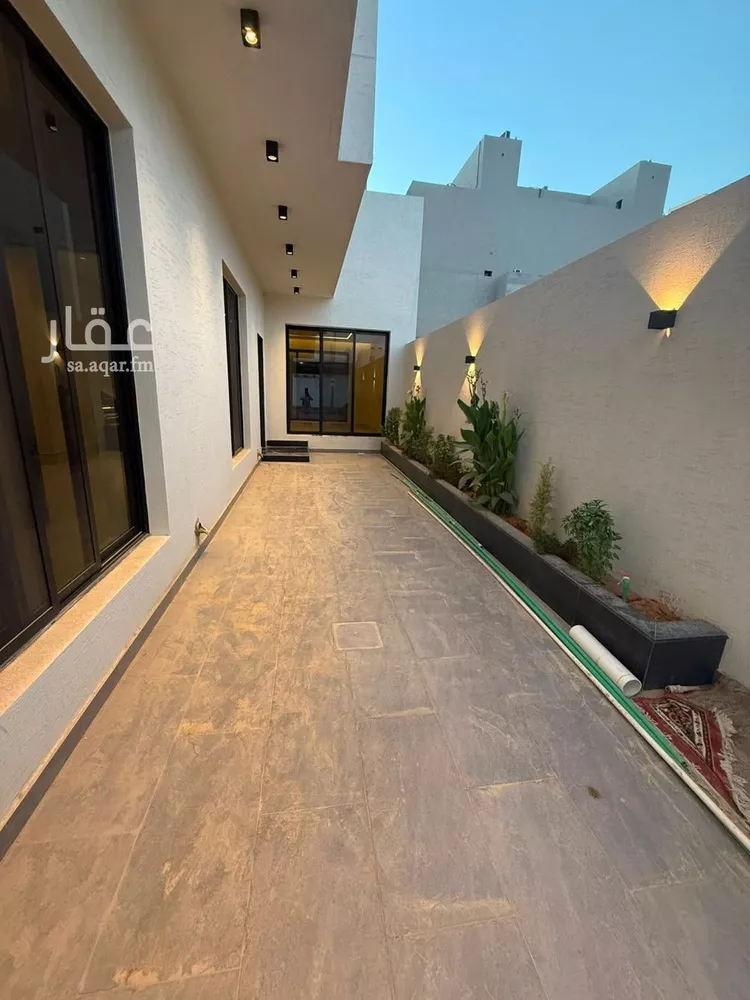 فيلا للبيع في شارع محمد بن هبة الله, حي المهدية, مدينة الرياض, منطقة الرياض 6