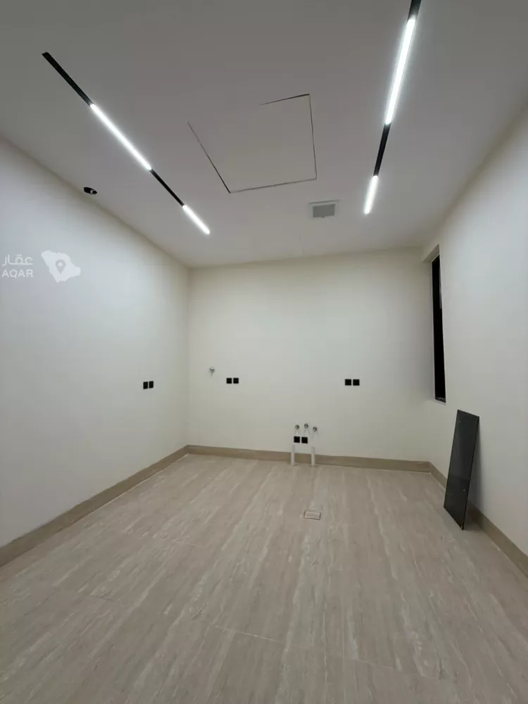 Villa for Sale in Riyadh Al Mahdiyah 15