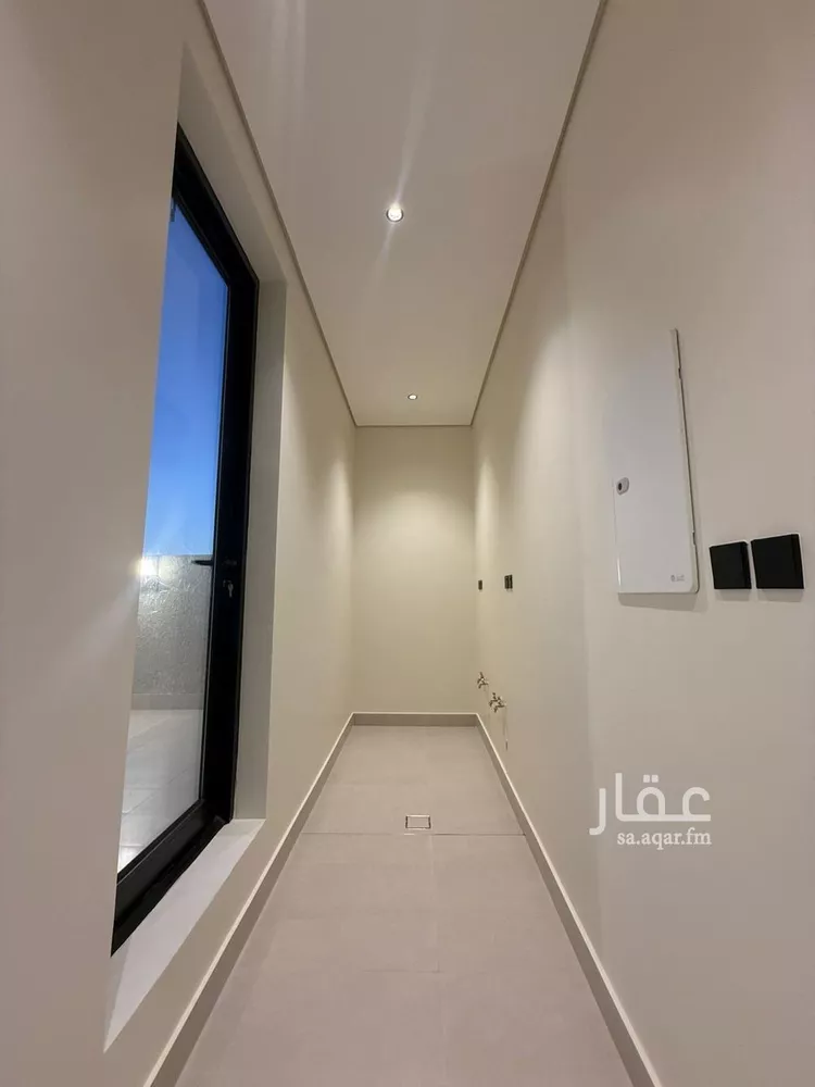 فيلا للبيع في شارع السيل الكبير, حي المهدية, مدينة الرياض, منطقة الرياض 15