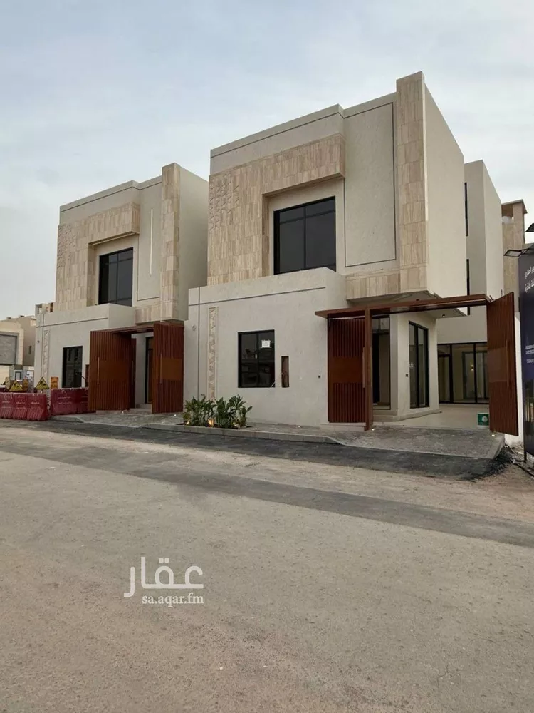 فيلا للبيع في شارع عبداللطيف بن المبارك, حي المهدية, مدينة الرياض, منطقة الرياض صورة 3
