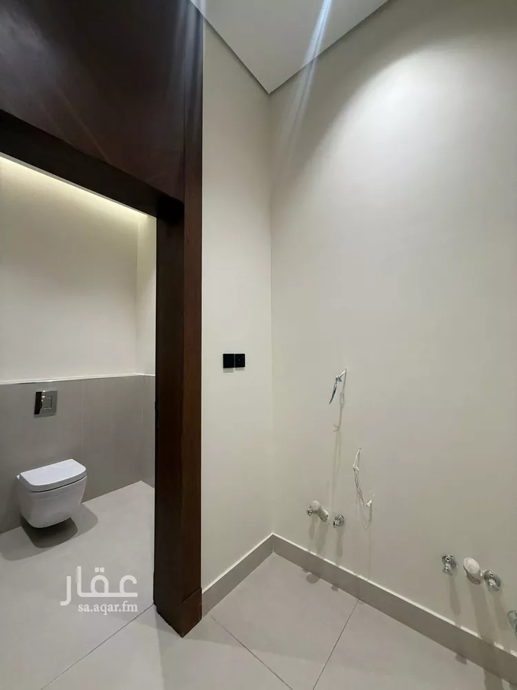 فيلا للبيع في شارع السيل الكبير, حي المهدية, مدينة الرياض, منطقة الرياض صورة 5