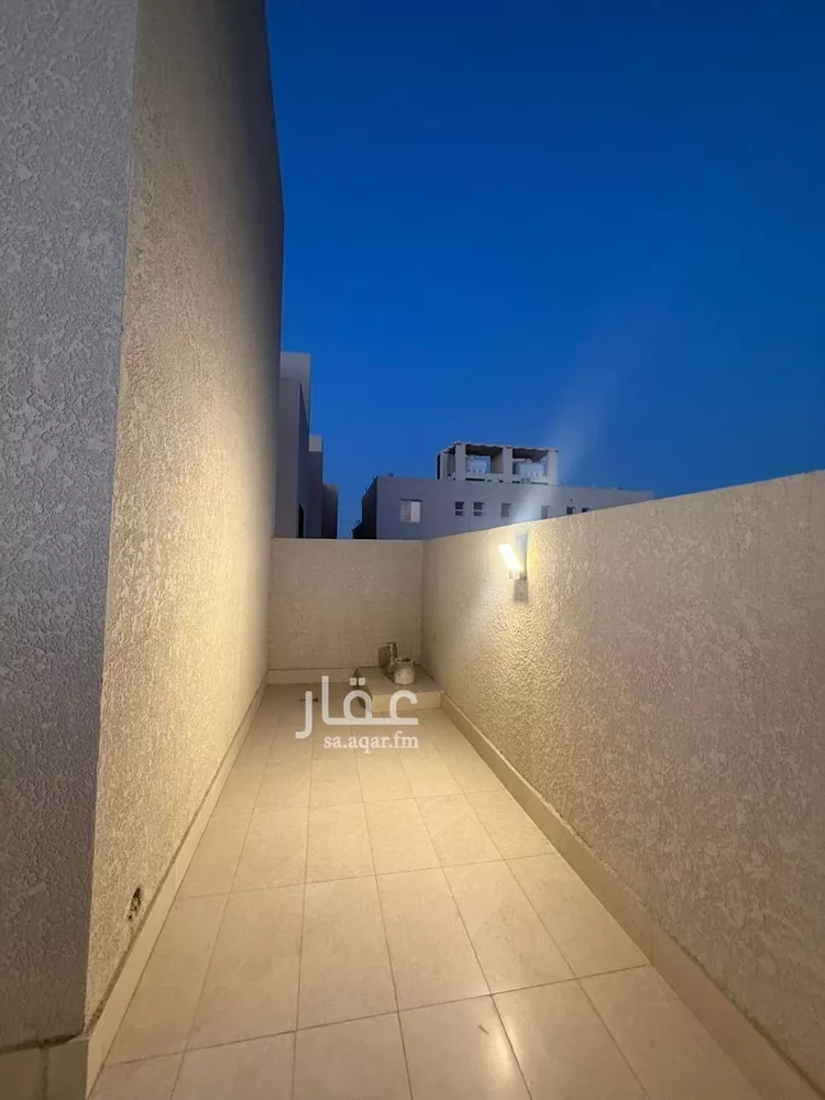 فيلا للبيع في شارع السيل الكبير, حي المهدية, مدينة الرياض, منطقة الرياض 10
