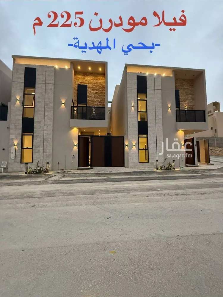 فيلا للبيع في شارع عبداللطيف بن المبارك, حي المهدية, مدينة الرياض, منطقة الرياض صورة 2