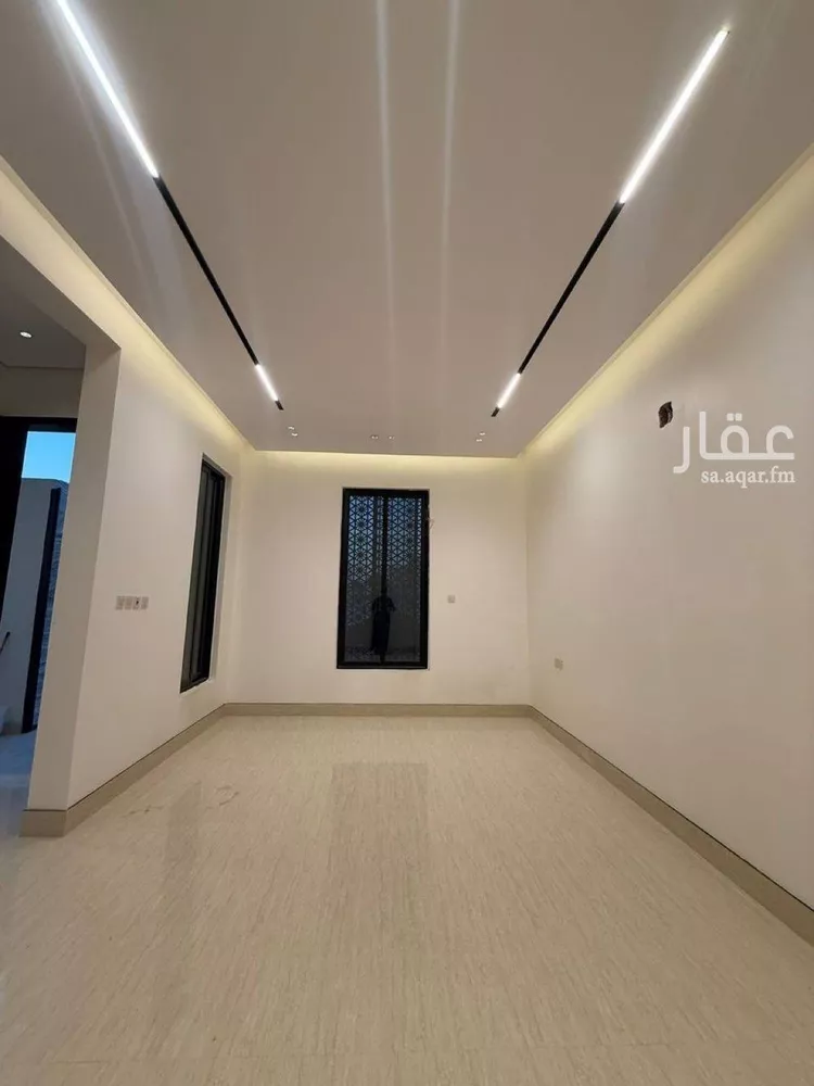 فيلا للبيع في شارع عبداللطيف بن المبارك, حي المهدية, مدينة الرياض, منطقة الرياض صورة 4