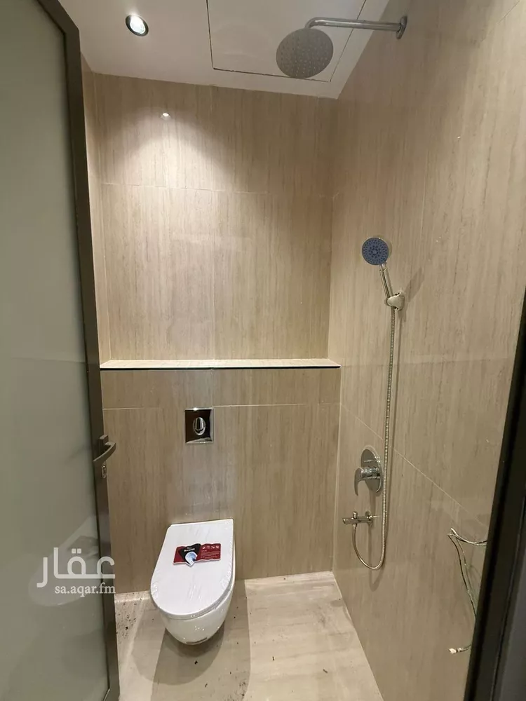 فيلا للبيع في شارع محمد بن هبة الله, حي المهدية, مدينة الرياض, منطقة الرياض 6