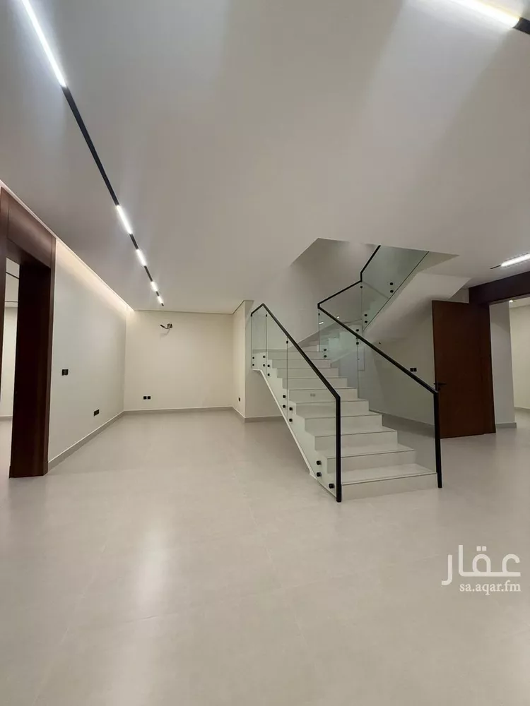 فيلا للبيع في شارع السيل الكبير, حي المهدية, مدينة الرياض, منطقة الرياض 11