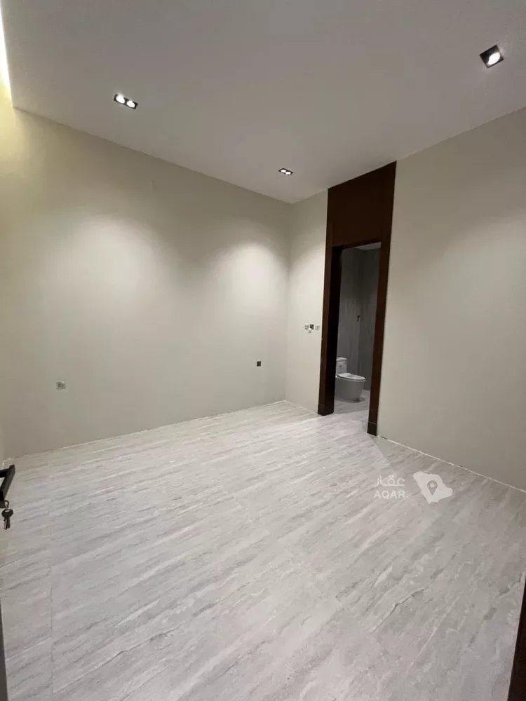 Villa for Sale in Riyadh Al Mahdiyah 9