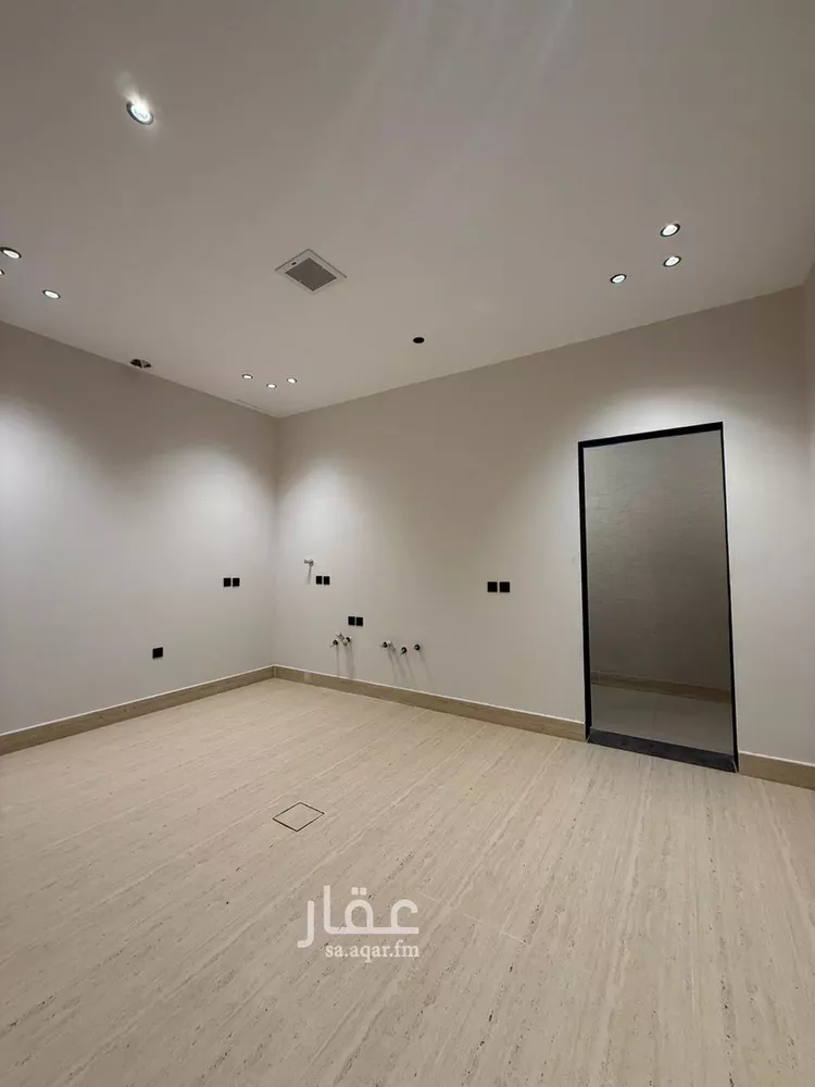 فيلا للبيع في شارع السيل الكبير, حي المهدية, مدينة الرياض, منطقة الرياض صورة 5