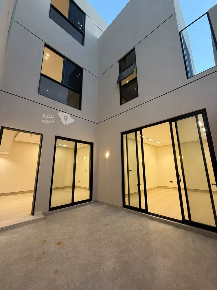 Villa for Sale in Riyadh Al Mahdiyah صورة 4