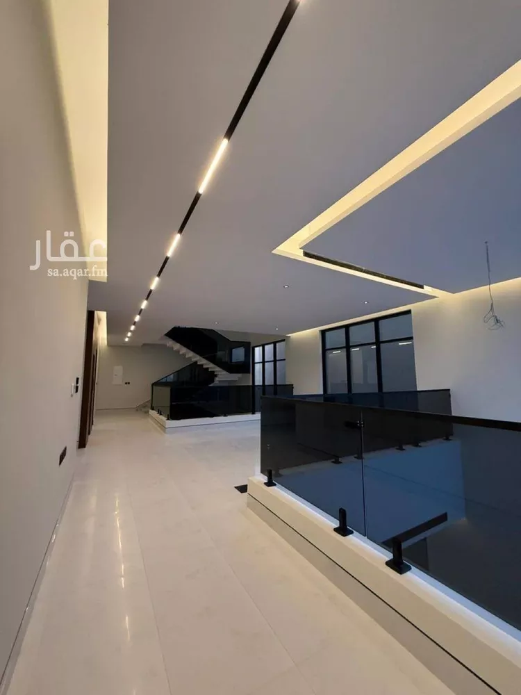 فيلا للبيع في شارع السيل الكبير, حي المهدية, مدينة الرياض, منطقة الرياض صورة 4