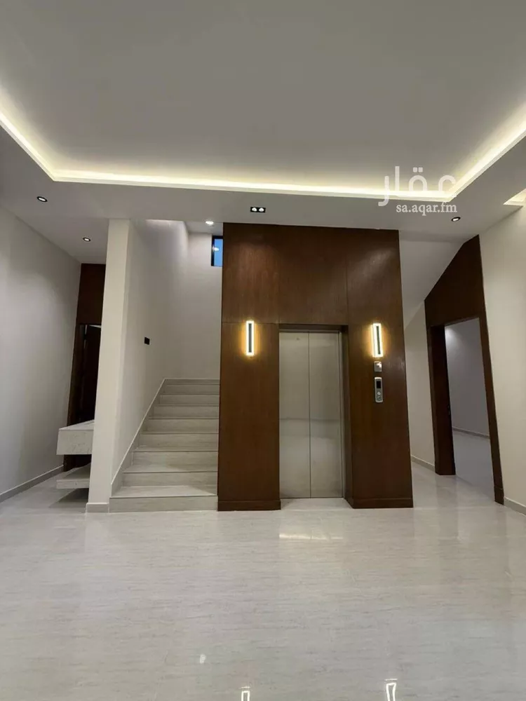 فيلا للبيع في شارع عبداللطيف بن المبارك, حي المهدية, مدينة الرياض, منطقة الرياض صورة 3