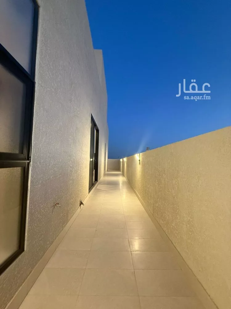 فيلا للبيع في شارع السيل الكبير, حي المهدية, مدينة الرياض, منطقة الرياض 14