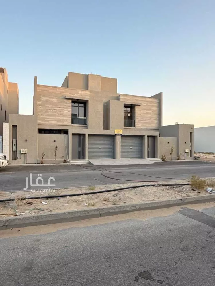 فيلا للبيع في شارع ابو بكر الحاجب, حي الربوة, مدينة الاحساء, المنطقة الشرقية