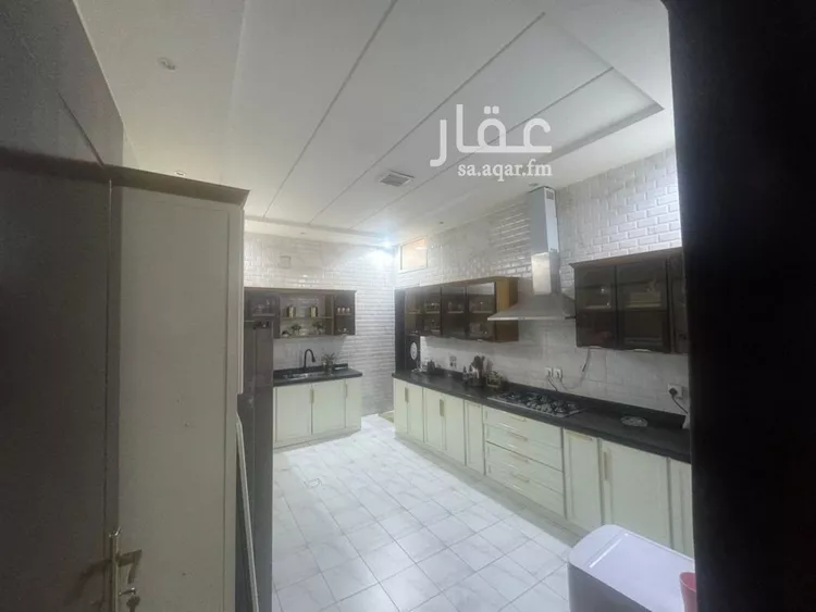 فيلا للبيع في شارع حمزة بن القاسم, حي الرمال, مدينة الرياض, منطقة الرياض صورة 2