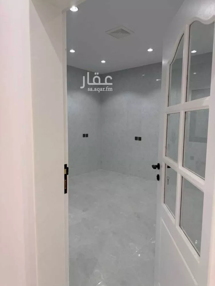 عمارة للبيع في شارع جابر الانصاري, حي الربيع, مدينة النعيرية, المنطقة الشرقية 15