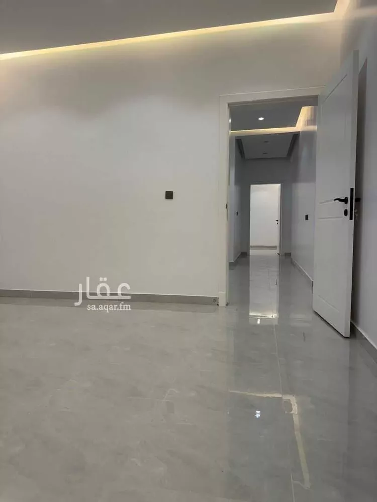 عمارة للبيع في شارع جابر الانصاري, حي الربيع, مدينة النعيرية, المنطقة الشرقية 9