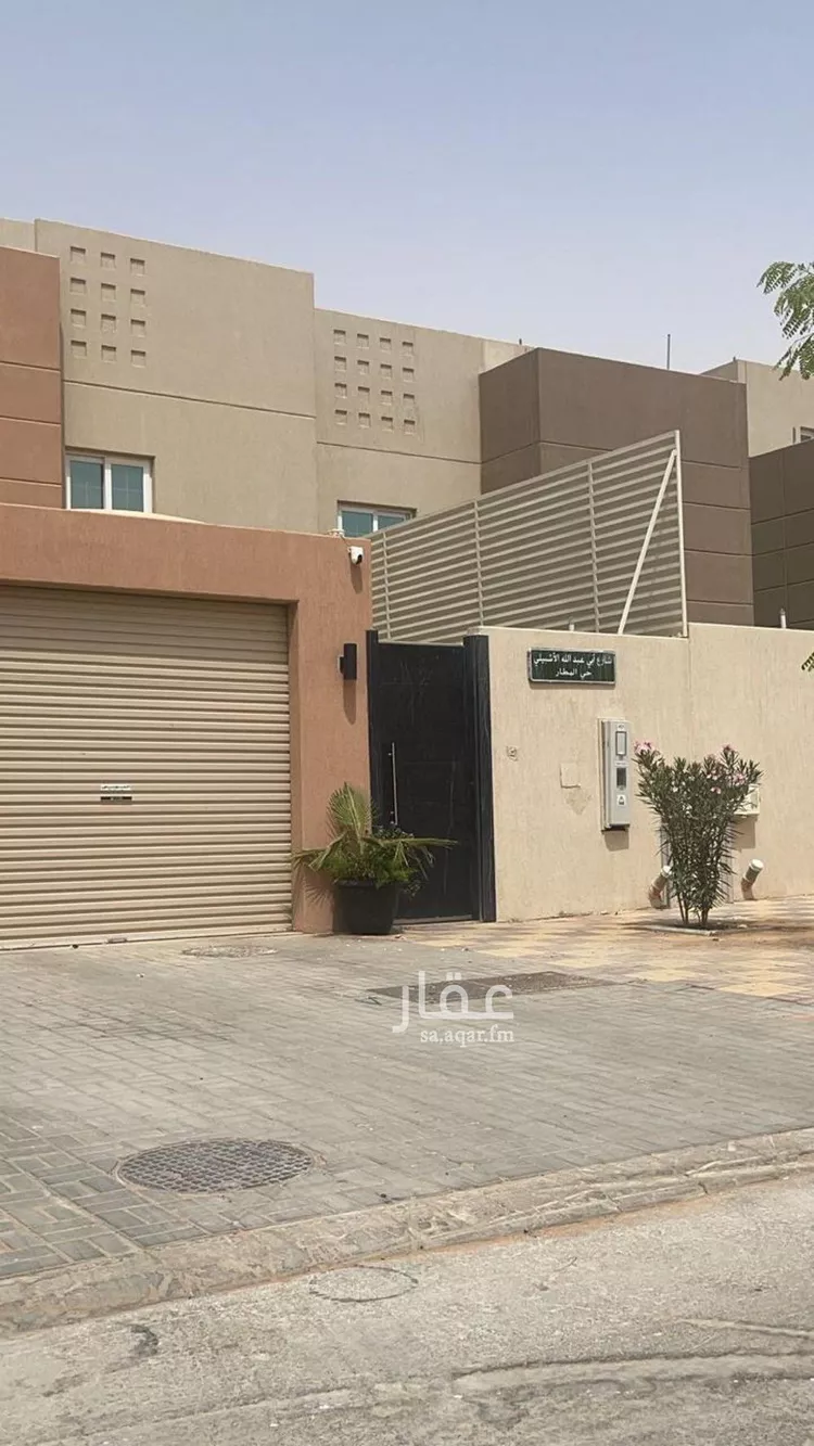 فيلا للإيجار في شارع أبي عبدالله الأشبيلي, حي مطار الملك خالد الدولي, مدينة الرياض, منطقة الرياض صورة 5