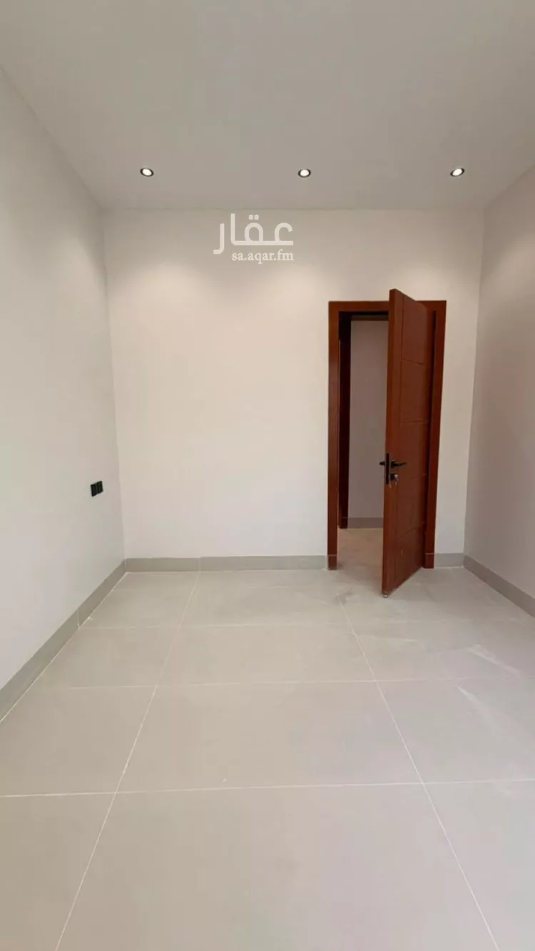 شقة للبيع في شارع 1013, حي الجنادرية, مدينة الرياض, منطقة الرياض 15