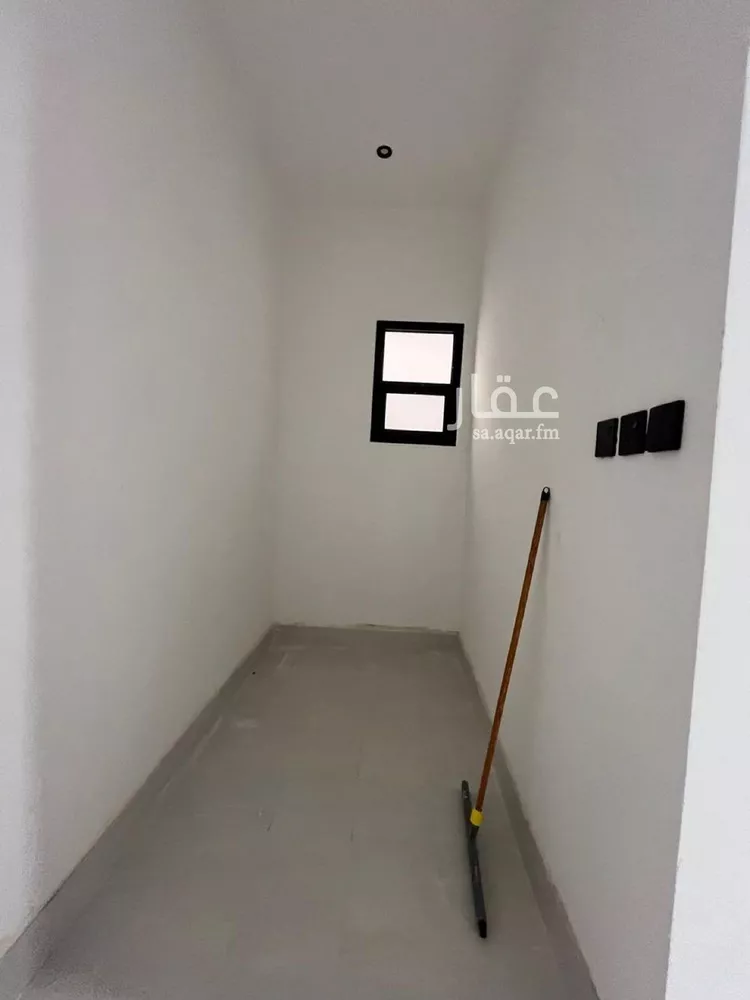 Floor for Sale in Riyadh Al Janadriyah صورة 3