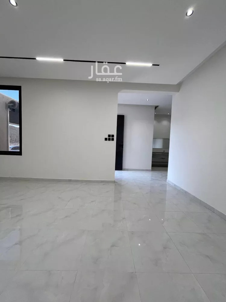 Floor for Sale in Riyadh Al Janadriyah صورة 2