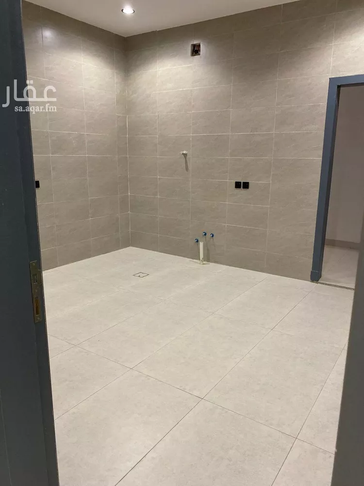 فيلا للبيع في شارع علي بن حسن صيرفي, حي النظيم, مدينة الرياض, منطقة الرياض 19