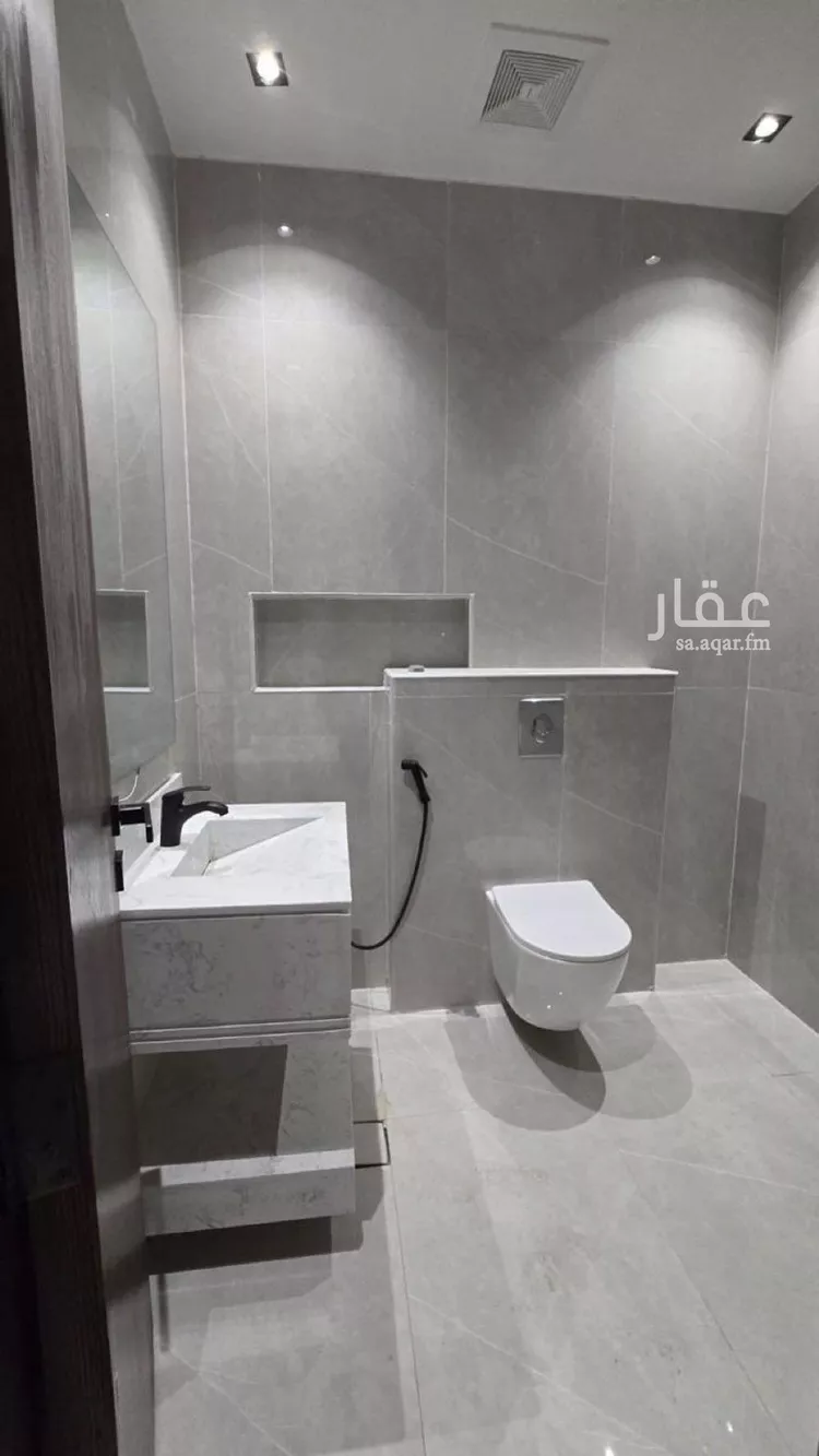 دور للبيع في شارع 589, حي الجنادرية, مدينة الرياض, منطقة الرياض 24