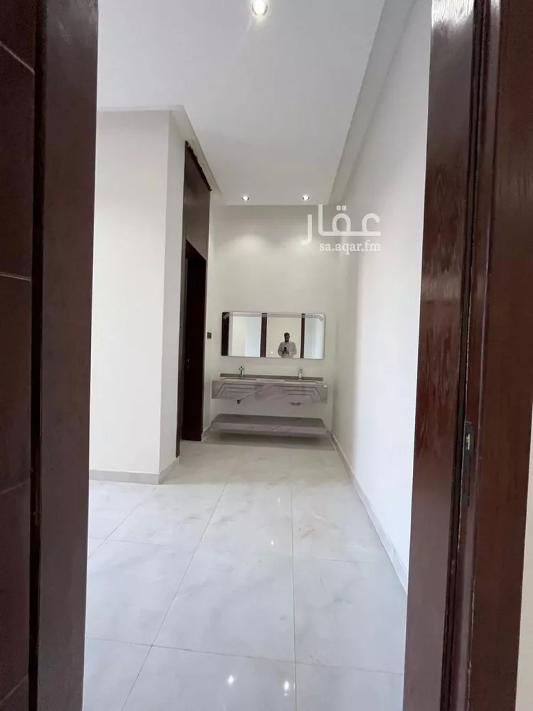 دور للبيع في حي الجنادرية, مدينة الرياض, منطقة الرياض 18