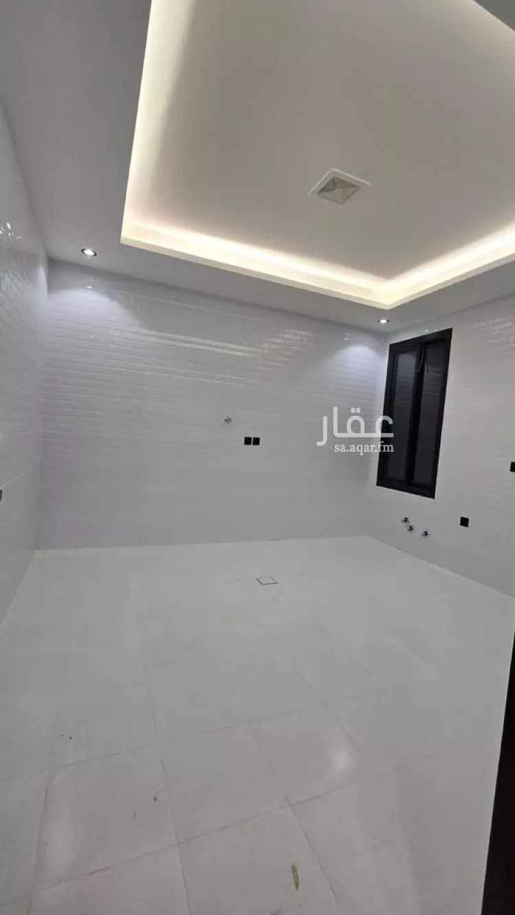 Floor for Sale in Riyadh Al Janadriyah صورة 3