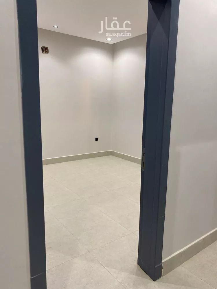 فيلا للبيع في شارع علي بن حسن صيرفي, حي النظيم, مدينة الرياض, منطقة الرياض 26