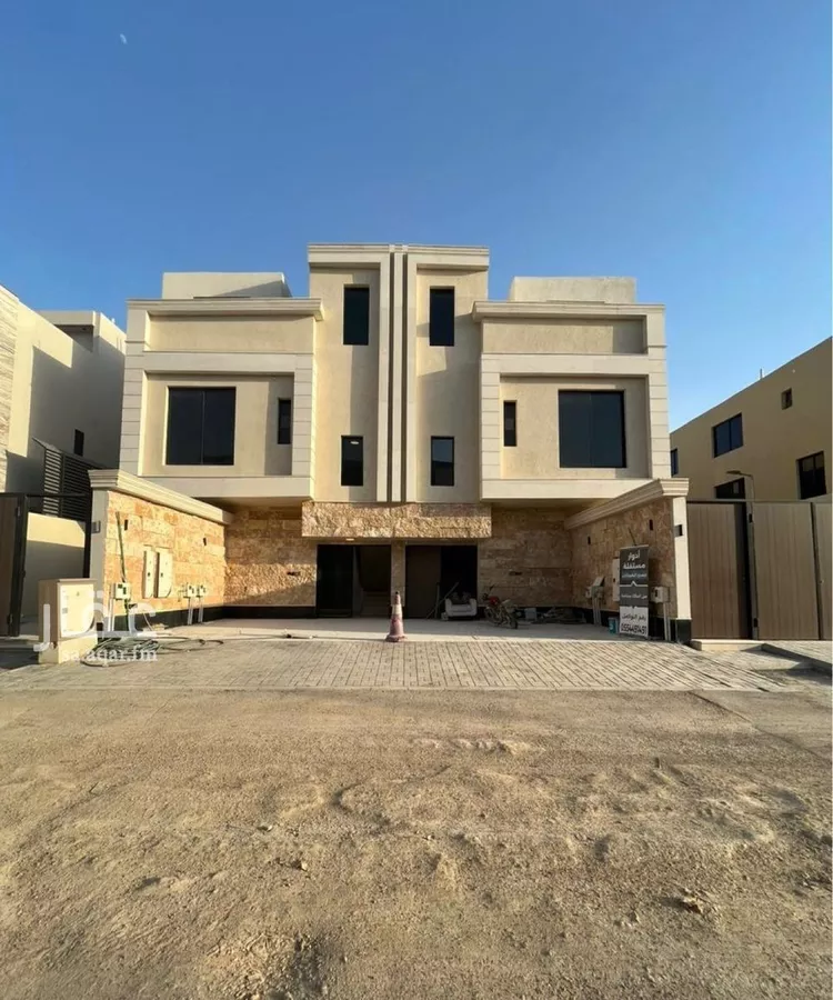 Floor for Sale in Riyadh Al Janadriyah