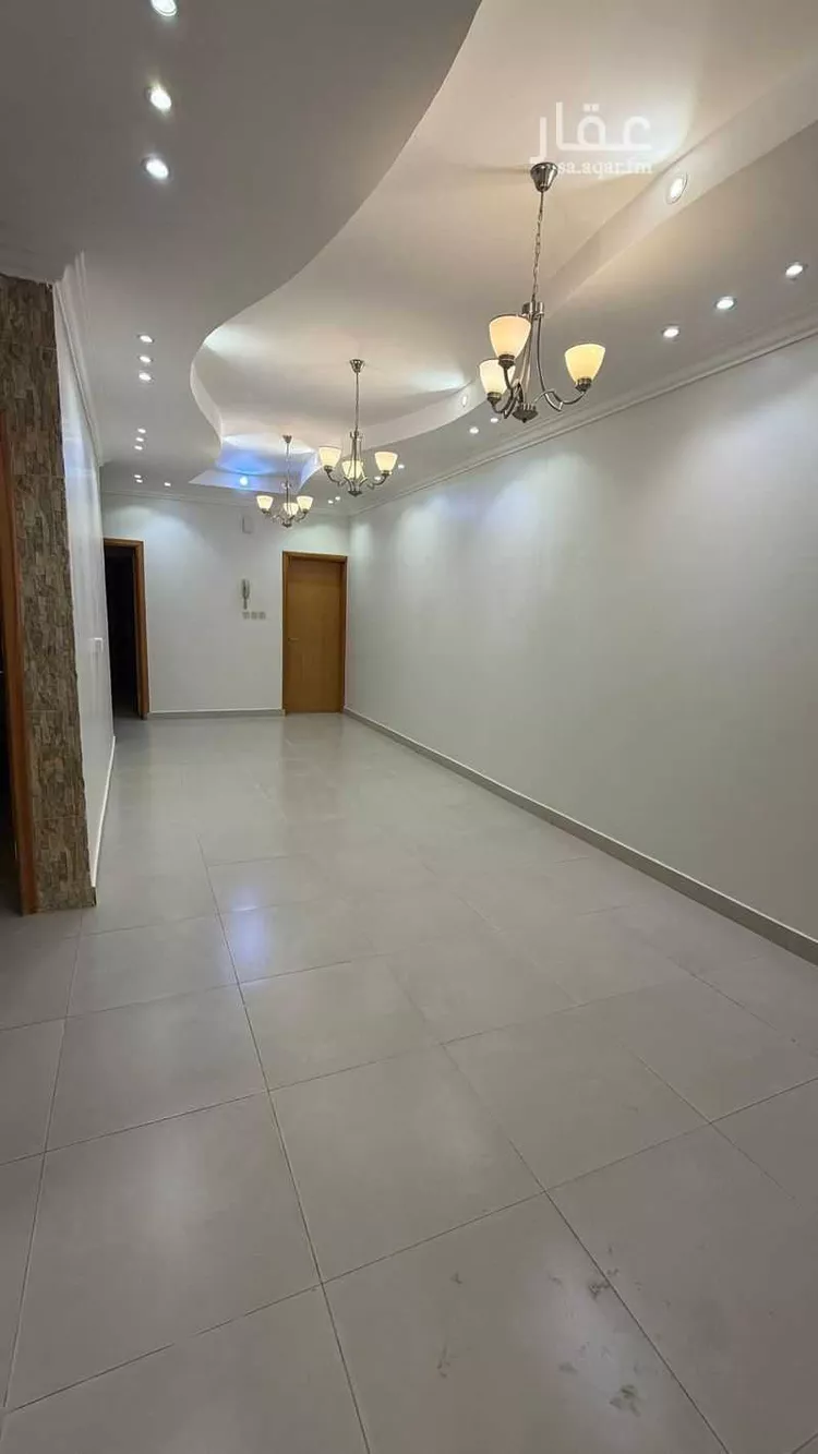شقة للإيجار في شارع 898105, حي الجامعيين, مدينة خميس مشيط, منطقة عسير