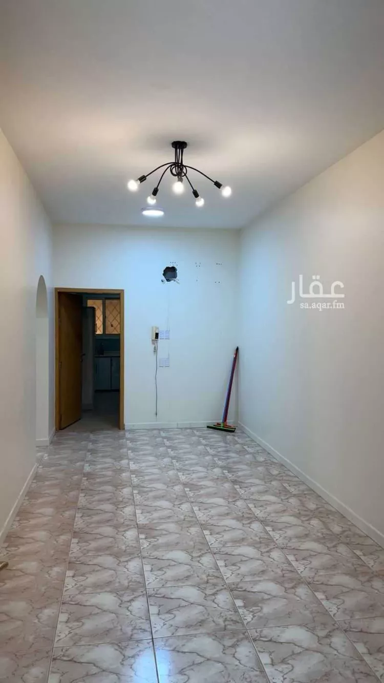 شقة للإيجار في شارع شارع جعفر البغدادي, حي الأندلس, مدينة بقيق, المنطقة الشرقية صورة 4