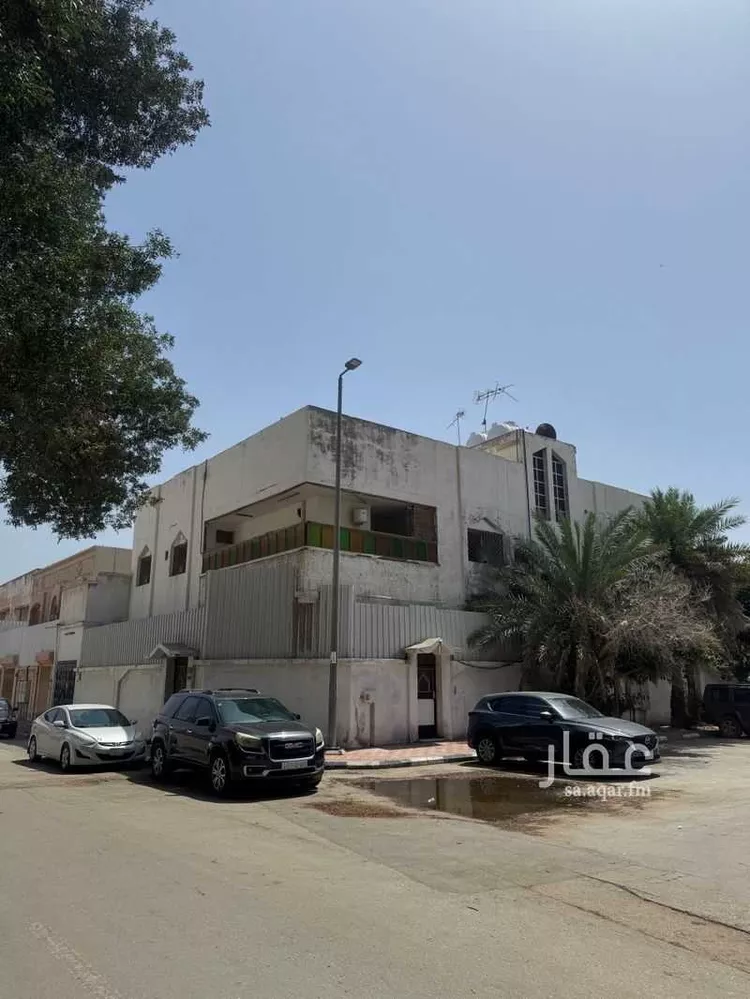 عمارة للبيع في شارع الاريج, حي الروضة, مدينة الدمام, المنطقة الشرقية