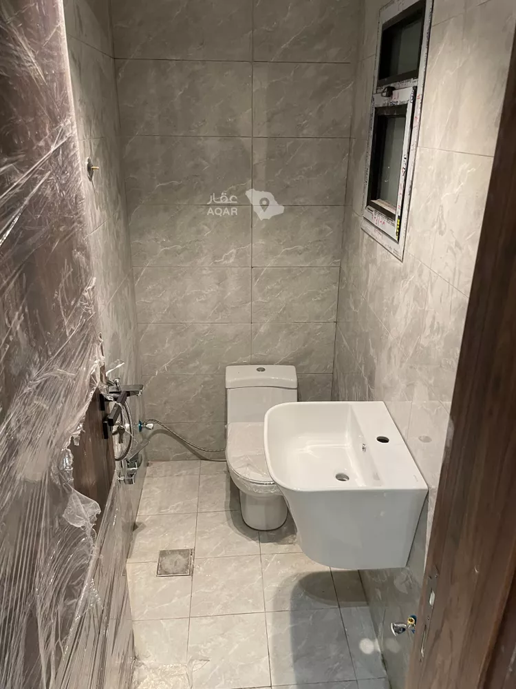 Floor for Rent in Riyadh Ar Rawdah 29