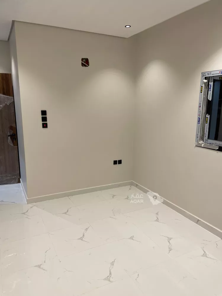 شقة للإيجار في شارع عبادة بن الصامت, حي الروضة, مدينة الرياض, منطقة الرياض صورة 4