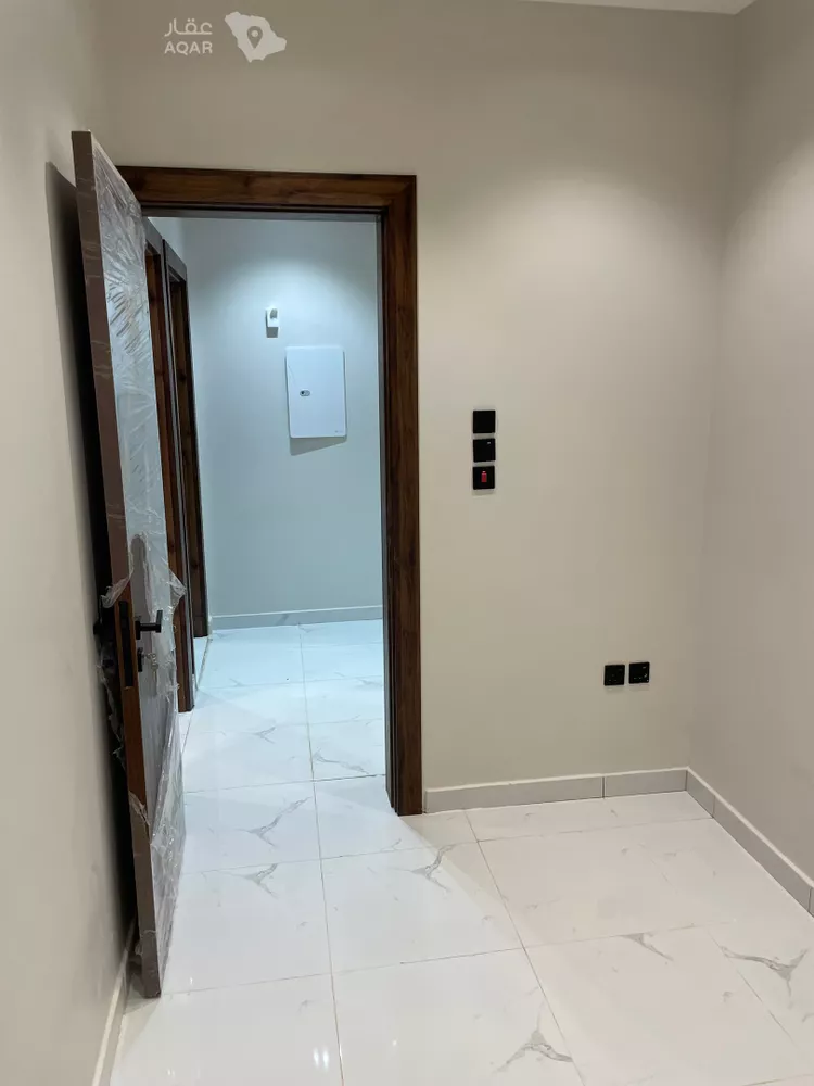 Floor for Rent in Riyadh Ar Rawdah 28