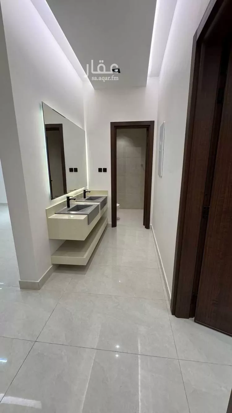 Floor for Sale in Riyadh Al Janadriyah صورة 4