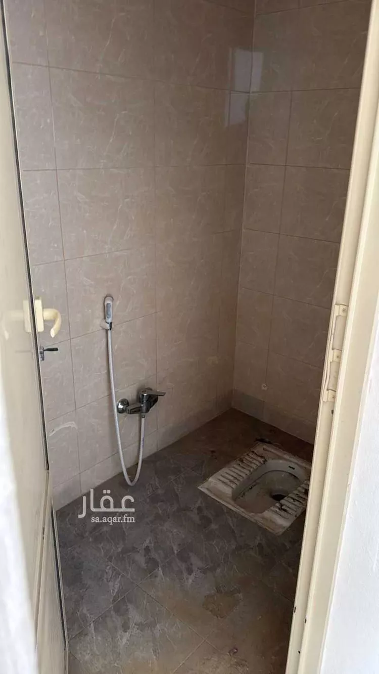 شقة للبيع في شارع ابو ظبي ، حي السلمانية الجنوبية ، الهفوف ، الاحساء صورة 2