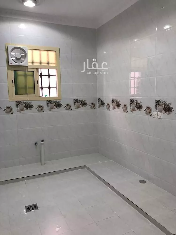 شقة للإيجار في شارع رقم 179 ، حي ظهرة لبن ، الرياض ، منطقة الرياض 1 صورة