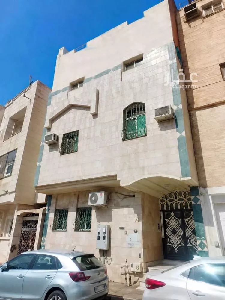 Building for Sale in Medina Bani Moawya