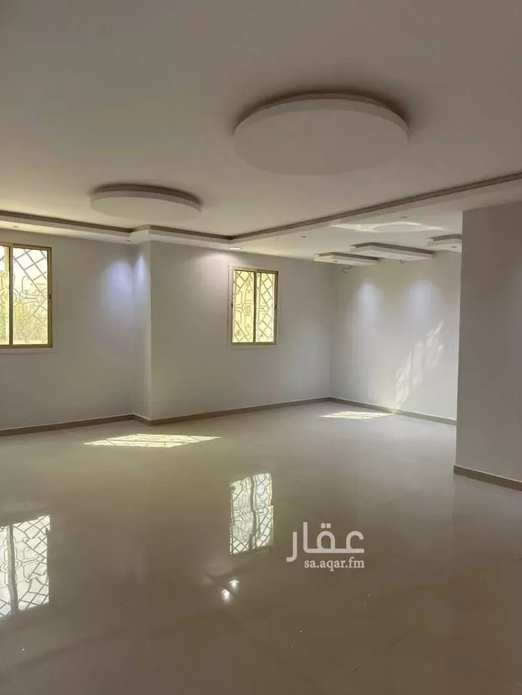 فيلا للإيجار في شارع عبدالحميد بن جبير ، حي طويق ، الرياض ، منطقة الرياض صورة 5