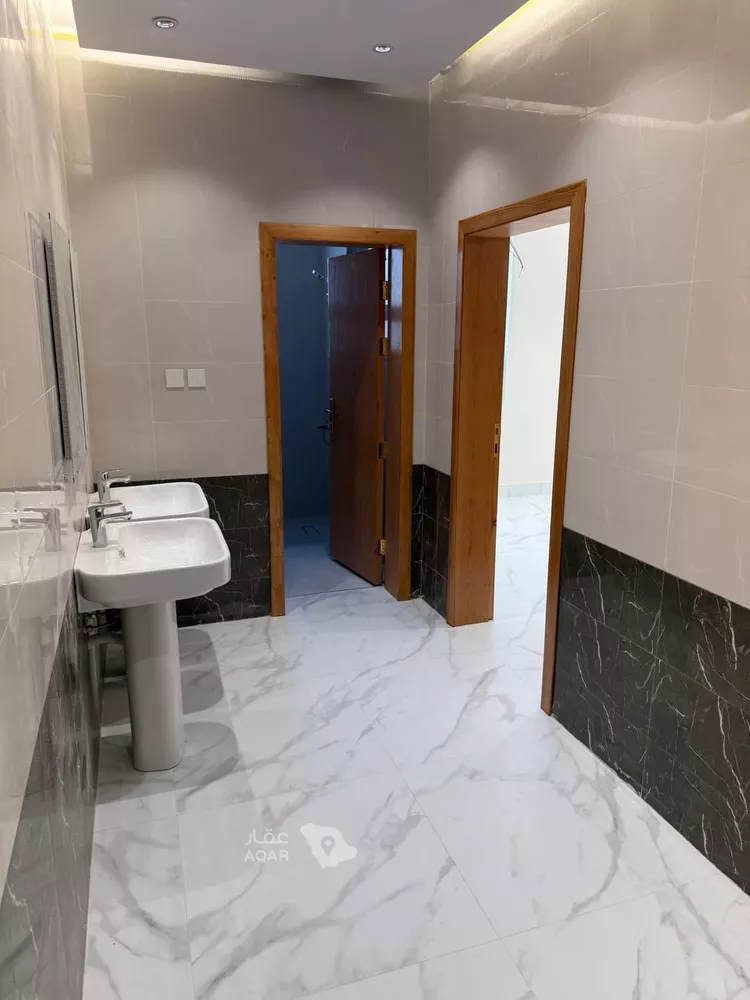 Apartment for Rent in Buqayq Al Matar 4